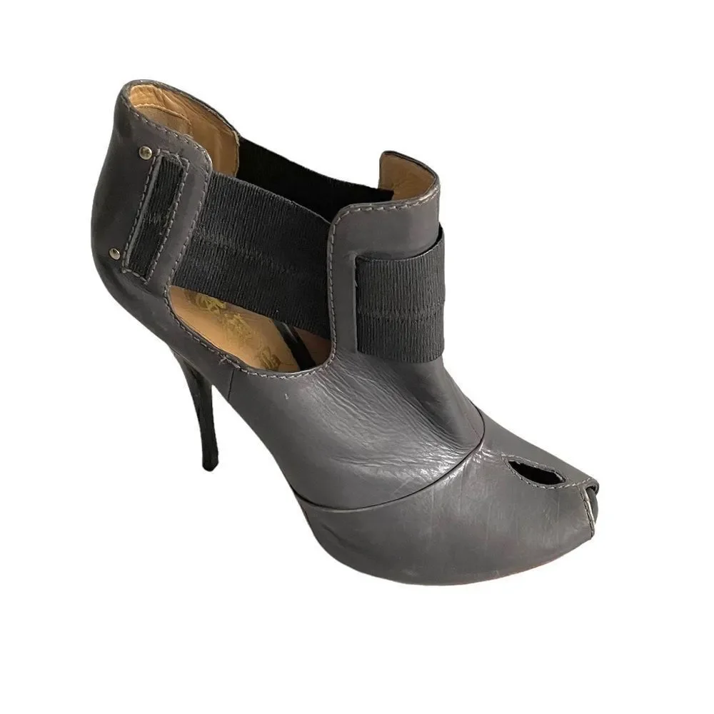 L.A.M.B by Gwen Stefani Gray Leather Peel Toe Stiletto Heel Ankle Boots 10